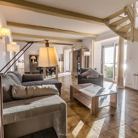 Les Bambous De Bugueles Holiday home Penvenan